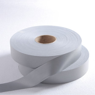 耐水洗、干洗亮銀TC反光布 亮度＞420